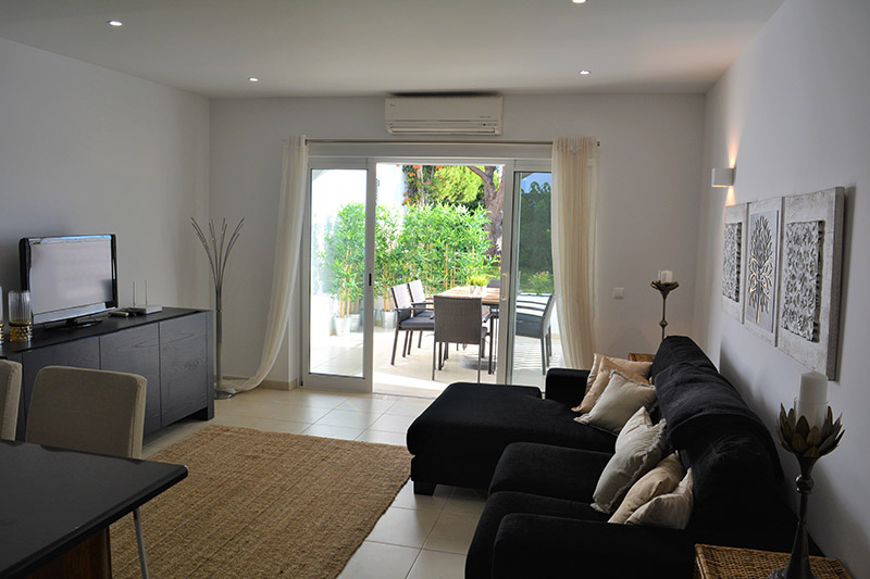 2 bed apartment to rent in Vale do Lobo, Algarve
